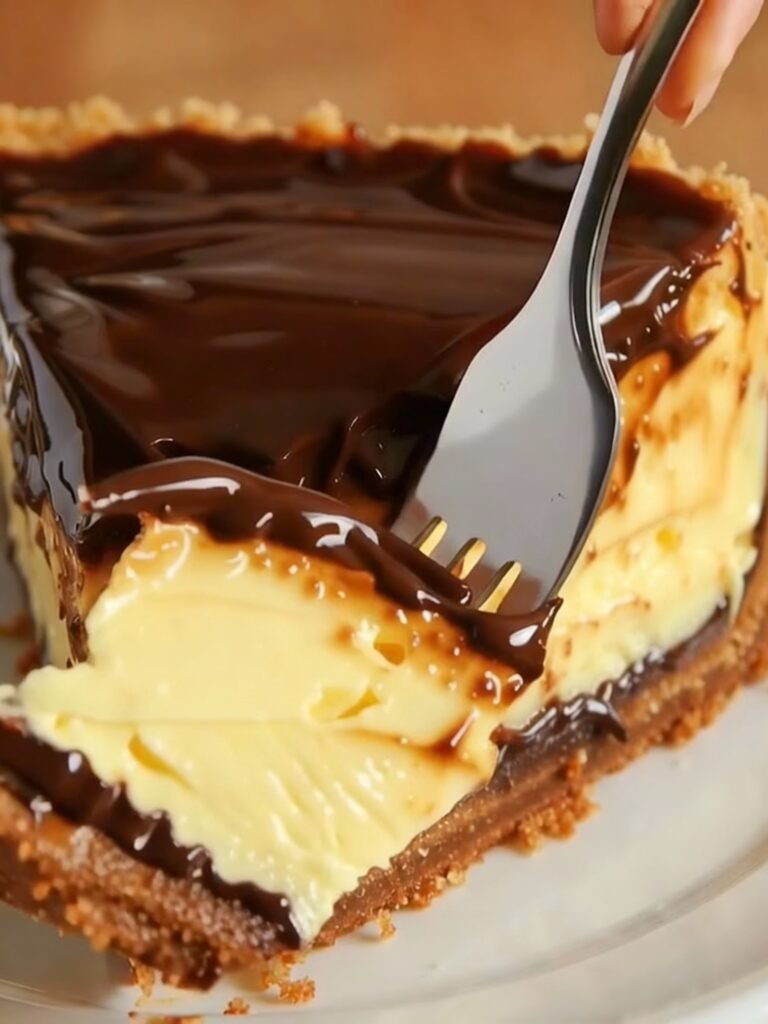 Irresistible Boston Cream Pie Cheesecake Recipe