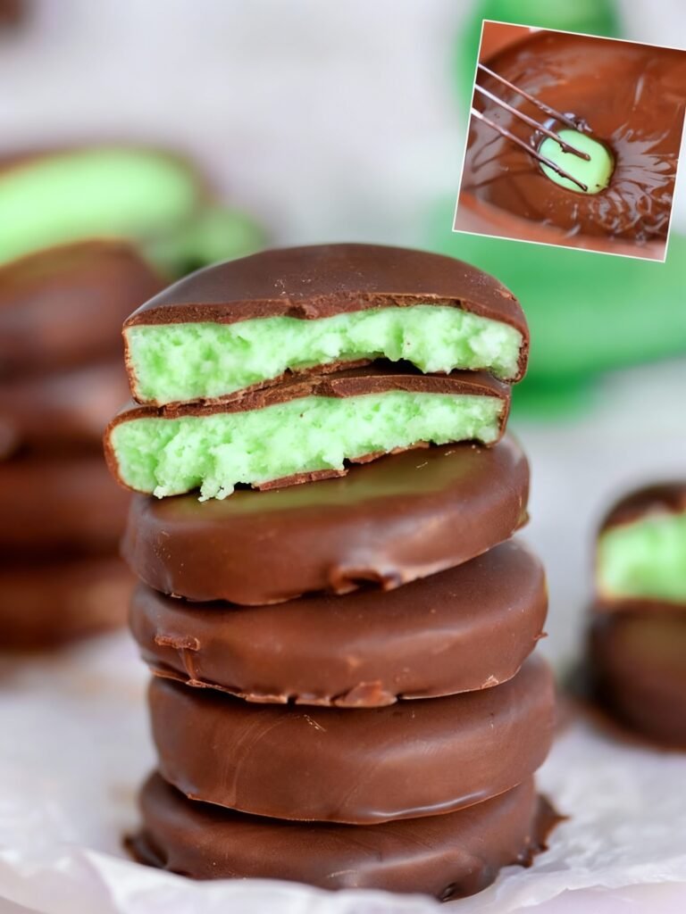 Chocolate + Mint = The Perfect Quick And Easy Holiday Treat