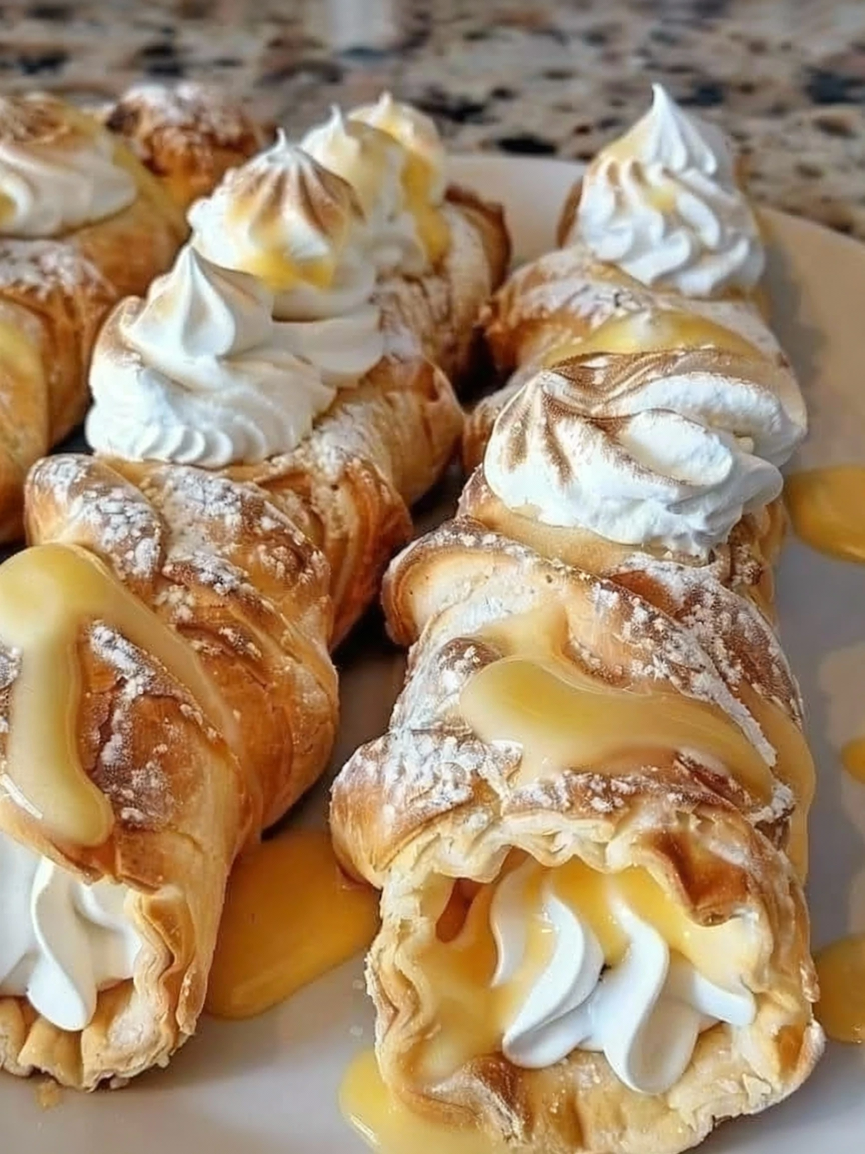 Lemon Meringue Pie Cannolis finished