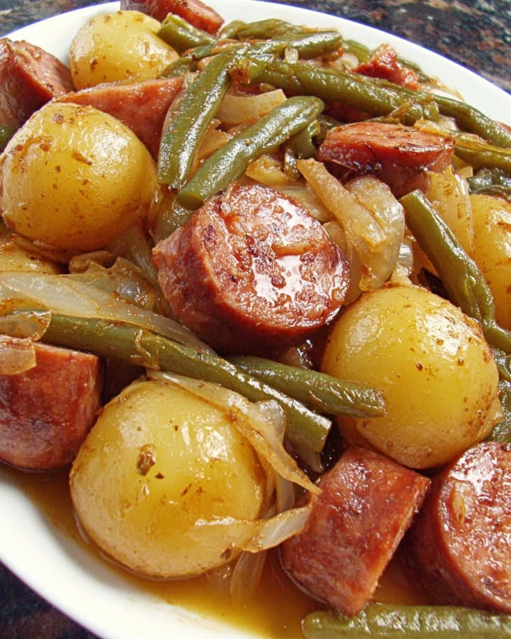 Slow Cooker Italian Sausage Potatoes & Green Beans Recipe